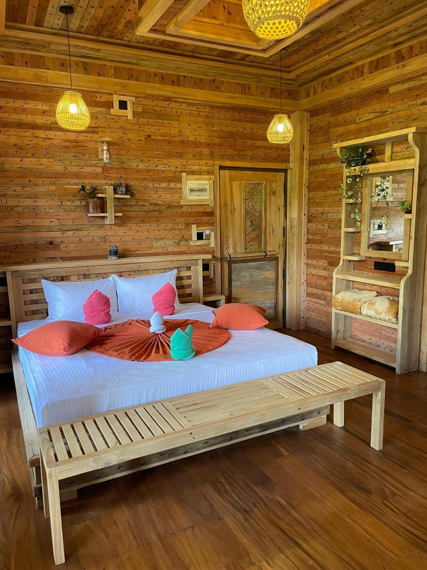 Hotel Winwood Ella Zewnętrze zdjęcie