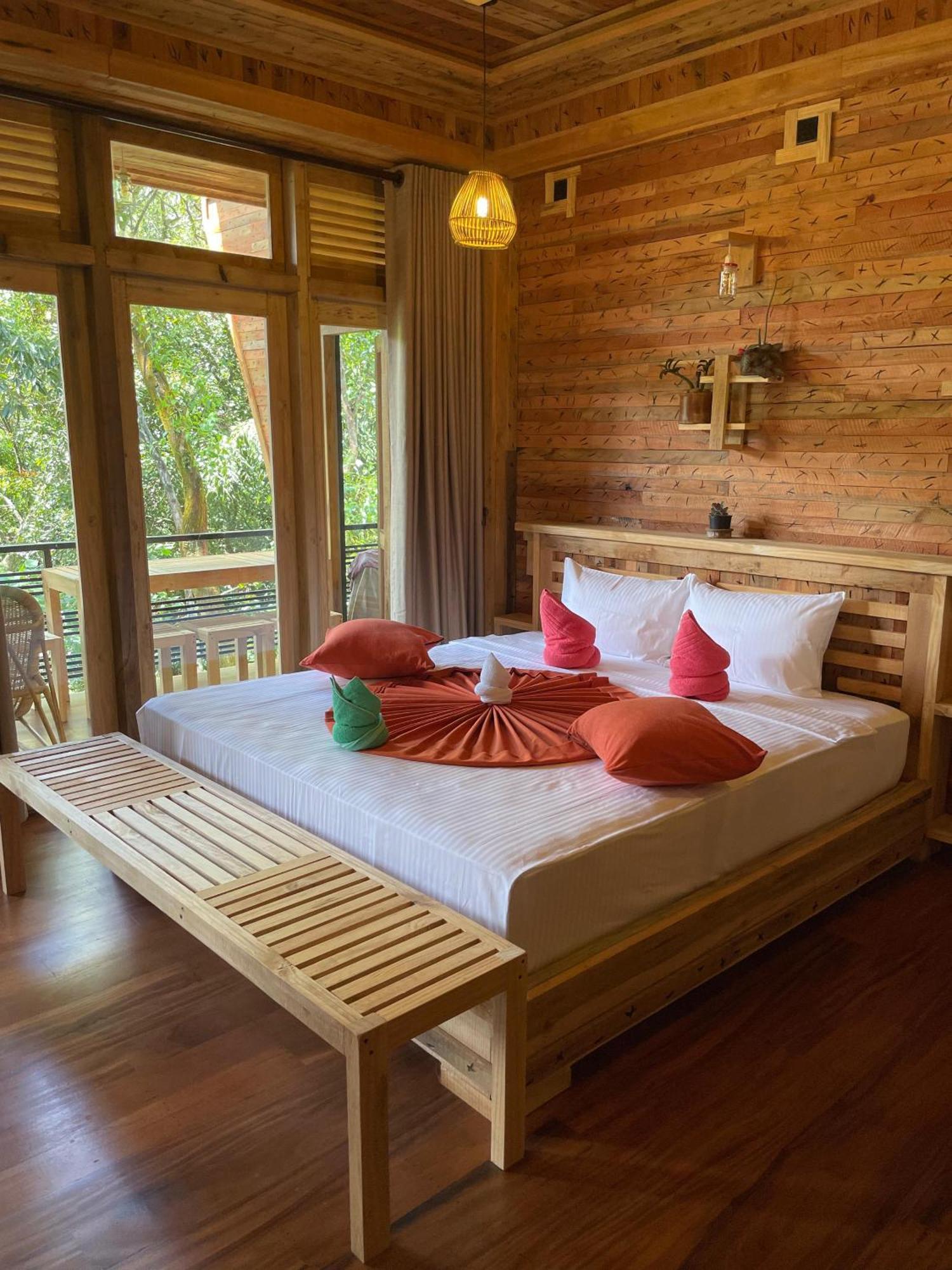 Hotel Winwood Ella Zewnętrze zdjęcie